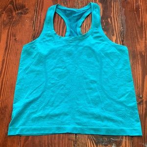 Lululemon tank